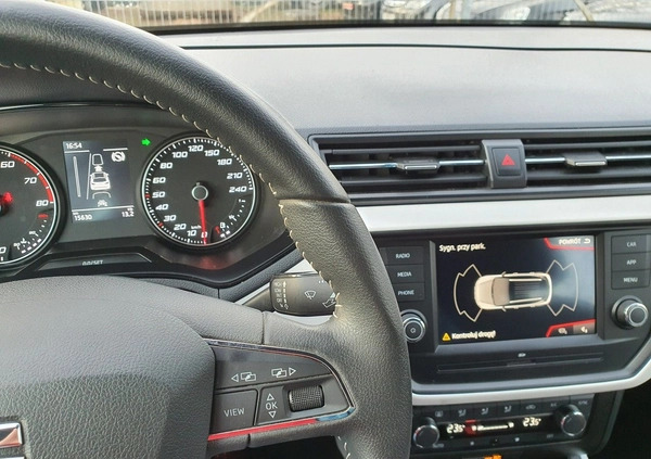 Seat Arona cena 67900 przebieg: 15000, rok produkcji 2020 z Nowe Brzesko małe 254